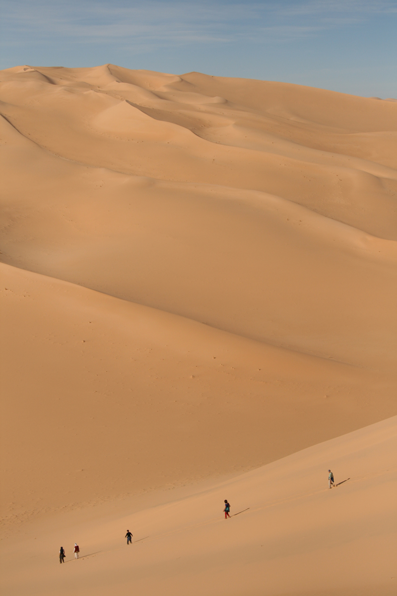 Rennen door de duinen van Erg Admer